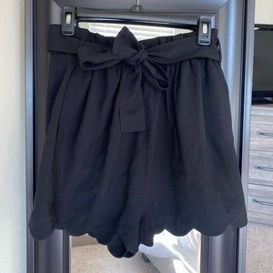 Scalloped Hem Tie Waist Shorts